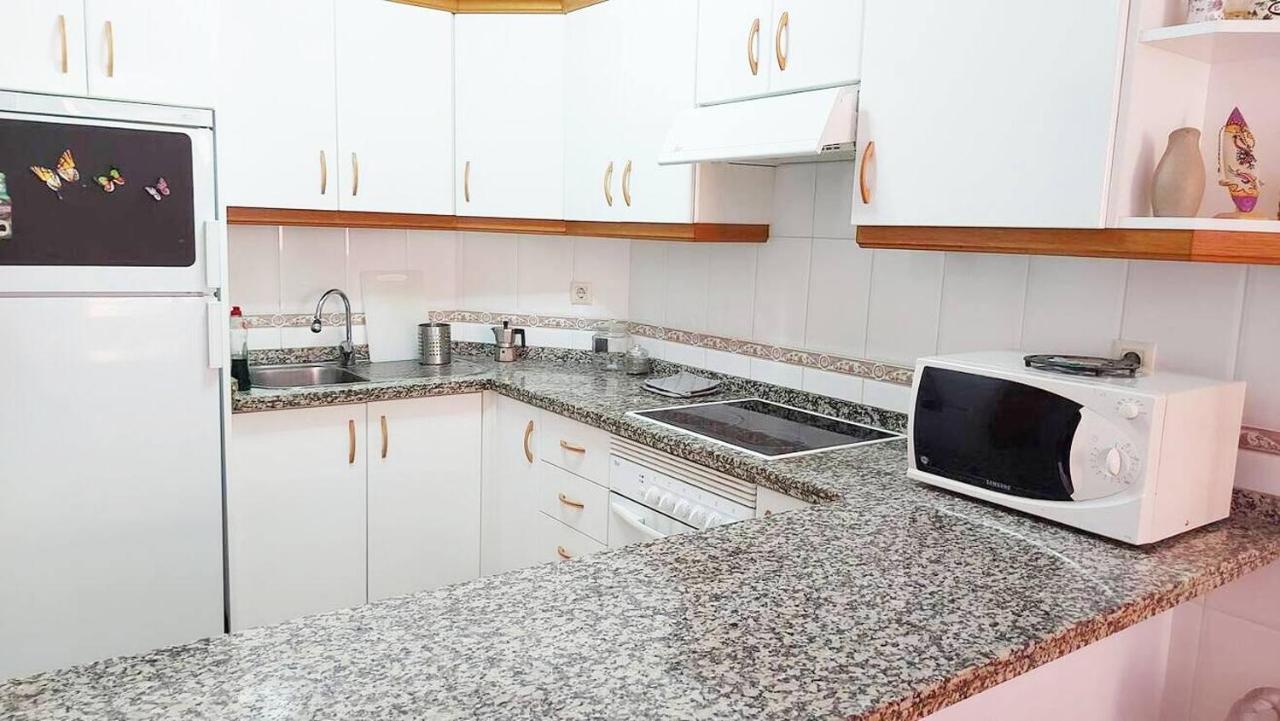 Modern And Centric Apartment With Air Conditioning - By Tenerifehints El Medano  Exterior photo